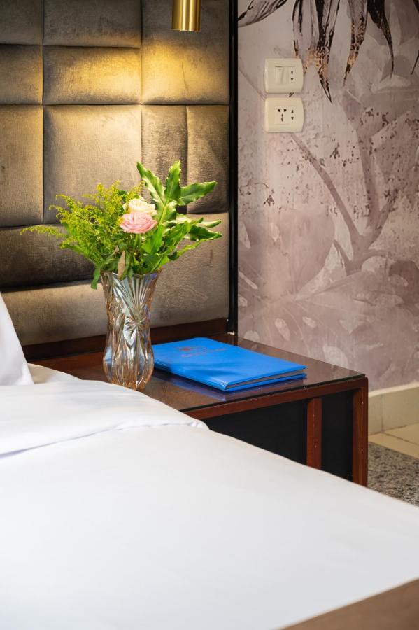Capital Hotel 3*