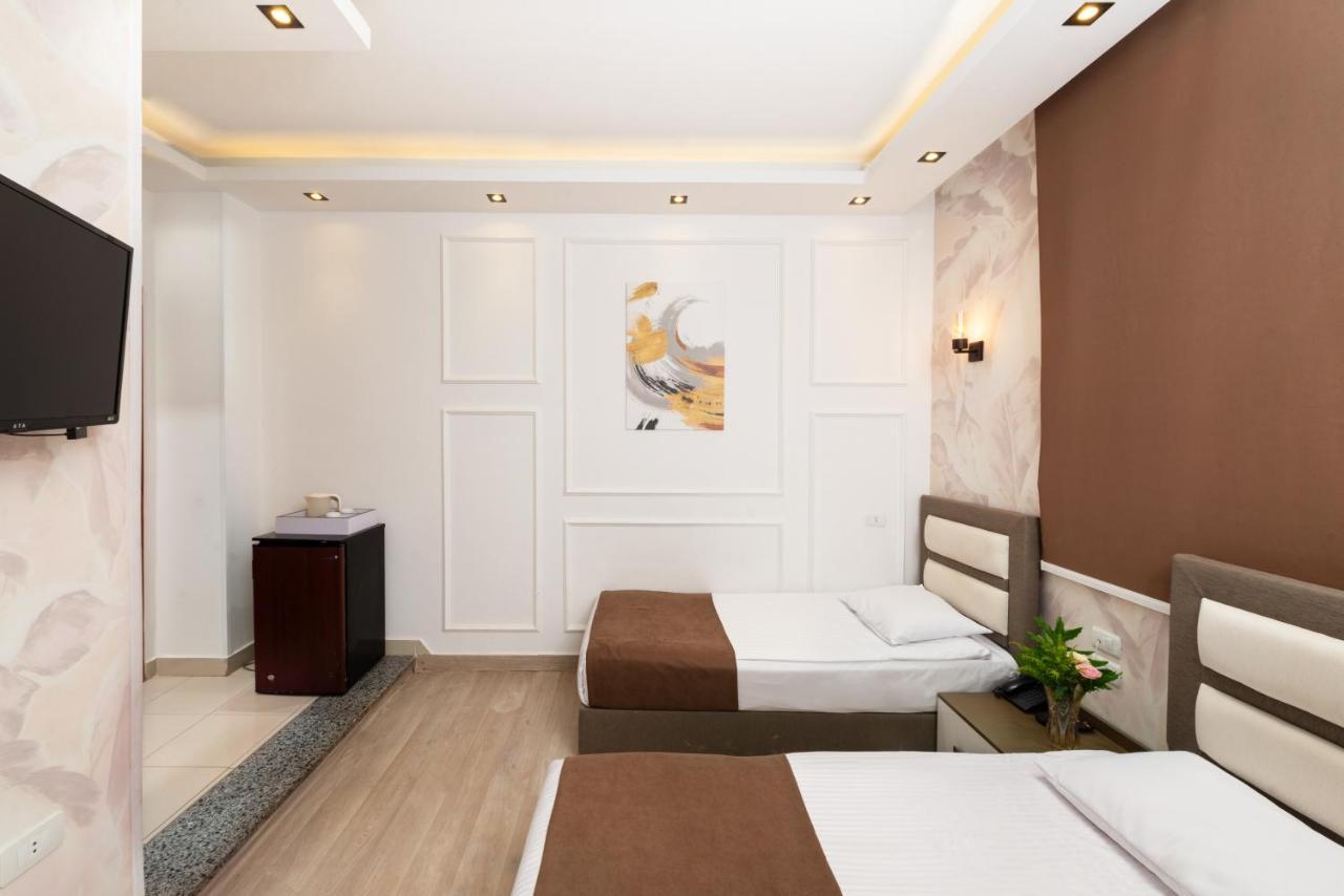 Hotel Capital